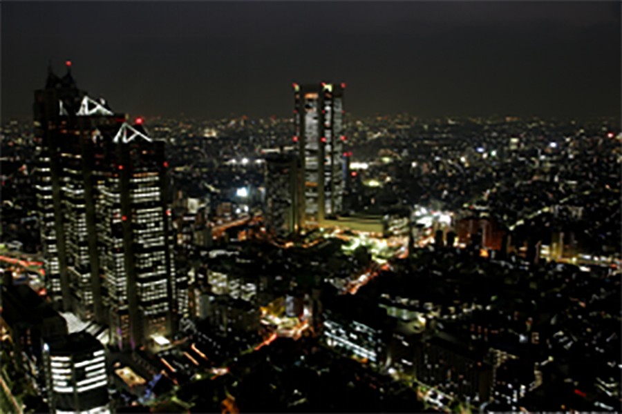 高樓夜景紅光奪目，你可知它們用處不??？